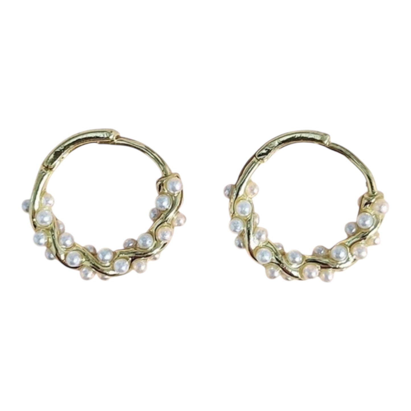 Timeless Charm Pearl Earrings