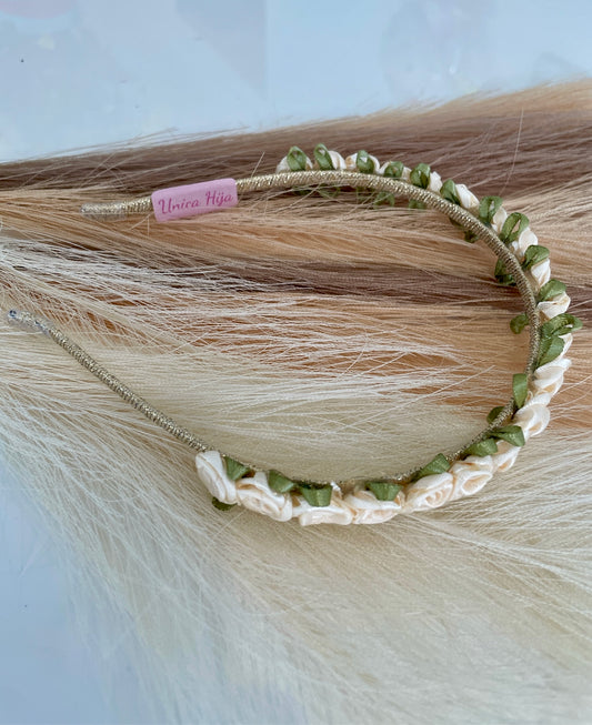 Ivory Bloom Crown 🌸